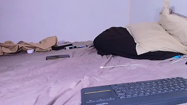 KaelMoreau online show from 02-15-26, 08:57