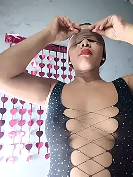 DIORA Latina online show from 03-24-26, 03:55