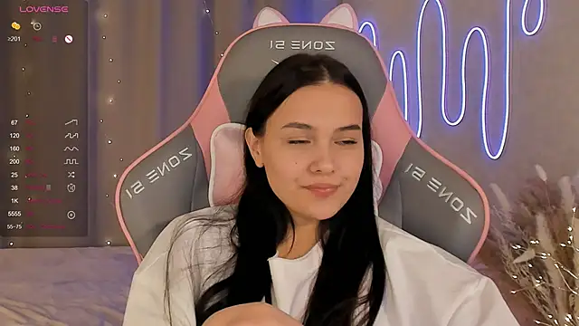  Sweetie  online show from 02-15-25, 01:05