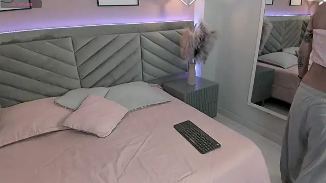 Ary thompson   online show from 01-28-25, 08:26