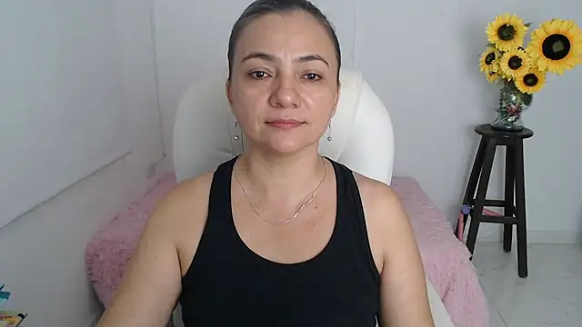 Ghada milf online show from 11-20-25, 09:47