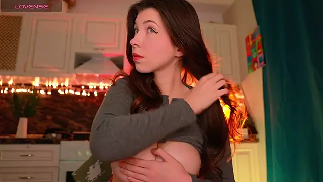 Snapshot of art_Jane chatting on 12-11-24, 12:02 art Jane online show from 12-11-24, 12:02