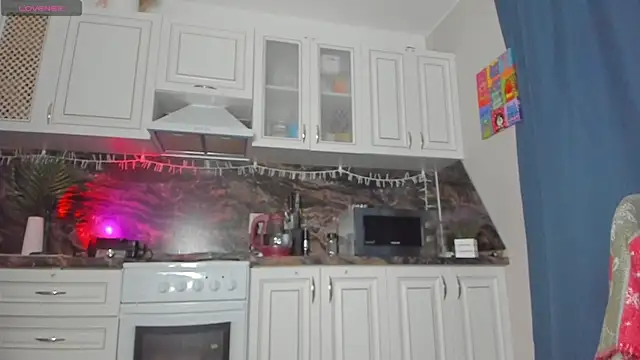 Snapshot of art_Jane chatting on 12-23-24, 08:57 art Jane online show from 12-23-24, 08:57