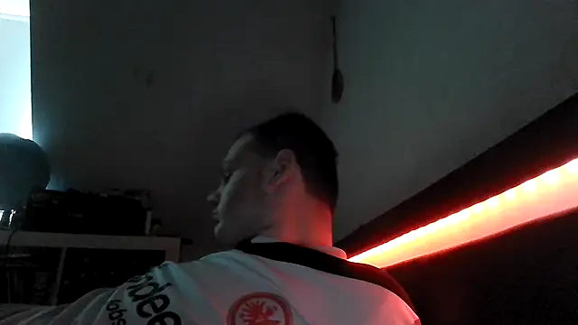 Nicolasjlhkjzl online show from 04-19-26, 03:33