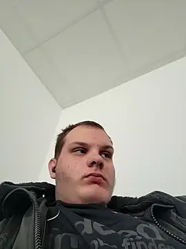Nicolasjlhkjzl online show from 05-06-26, 08:08