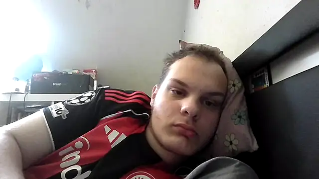 Nicolasjlhkjzl online show from 05-09-26, 11:26