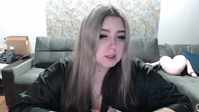 Snapshot of TiffaniYW chatting on 12-10-24, 07:22 TiffaniYW online show from 12-10-24, 07:22