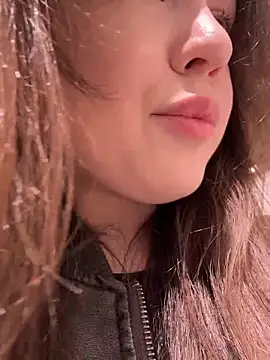 Peachy Dream online show from 04-19-26, 06:10