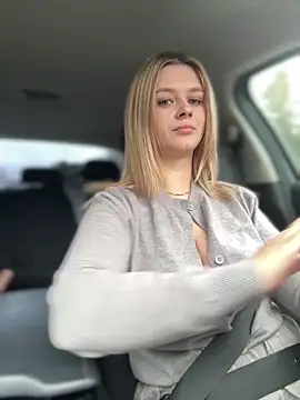 Love Bri online show from 10-15-25, 10:26