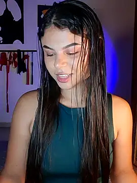 Cleo hills online show from 09-27-25, 02:55