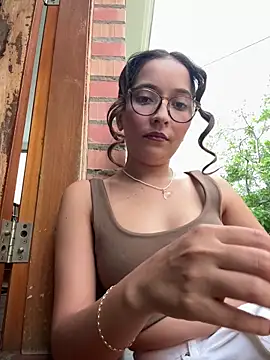 Penelope-Hot online show from 04-21-26, 09:06