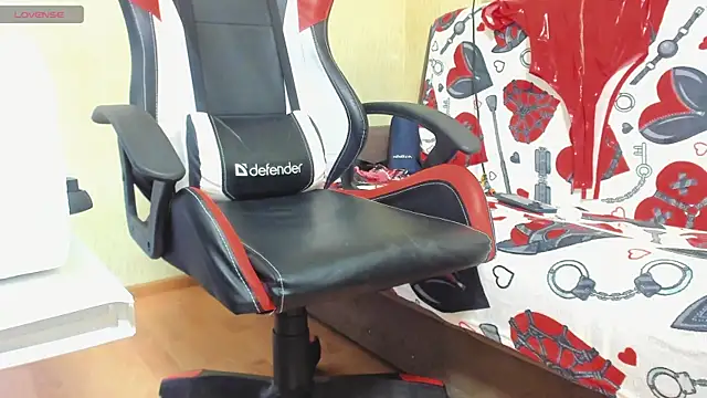 Snapshot of Queen_Sport chatting on 02-15-25, 11:39 Queen Sport online show from 02-15-25, 11:39