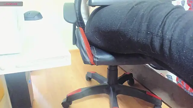 Snapshot of Queen_Sport chatting on 02-17-25, 08:41 Queen Sport online show from 02-17-25, 08:41