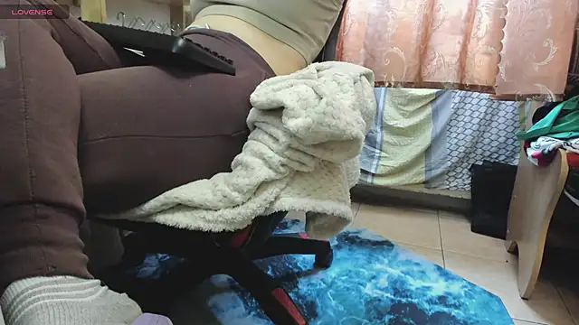 Snapshot of Queen_Sport chatting on 10-26-25, 09:04 Queen Sport online show from 10-26-25, 09:04