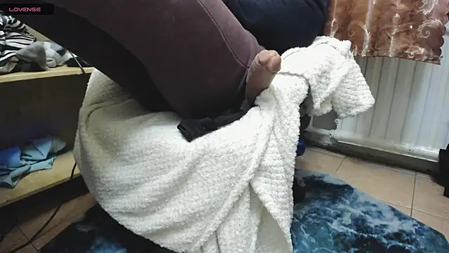 Snapshot of Queen_Sport chatting on 12-03-25, 05:22 Queen Sport online show from 12-03-25, 05:22