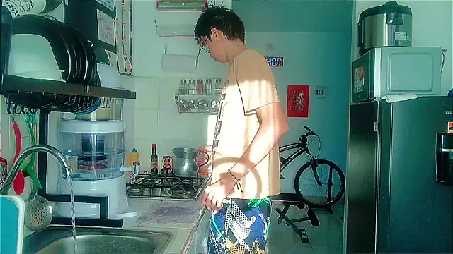 Snapshot of Andy_gray chatting on 12-03-25, 11:41 Andy gray online show from 12-03-25, 11:41