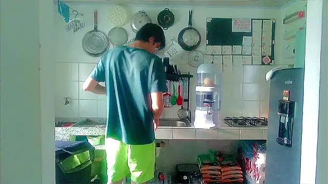 Snapshot of Andy_gray chatting on 01-17-26, 11:59 Andy gray online show from 01-17-26, 11:59