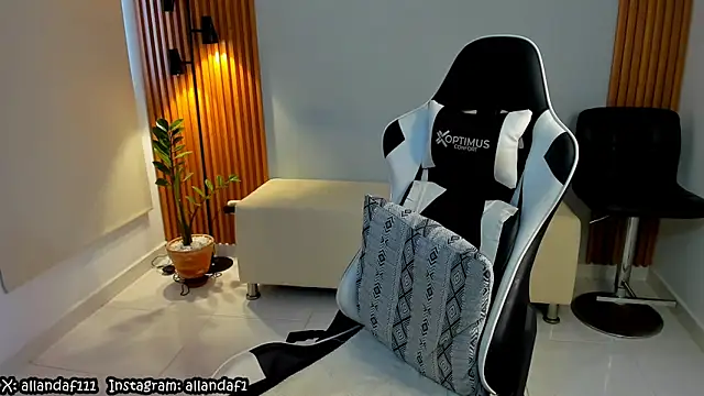 dafboy1 online show from 03-21-25, 04:29