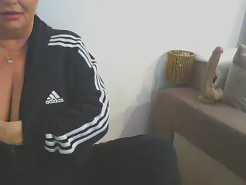 hotsierra4u online show from 12-14-25, 01:27