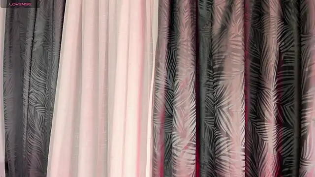 ailynBlaze online show from 04-15-26, 06:31