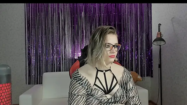 Seductive She Wolf online show from 02-12-25, 02:14