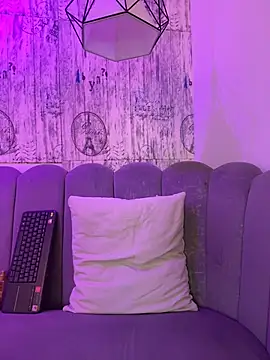 AbyThompson online show from 04-01-26, 12:17