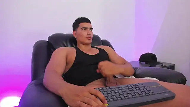 JamesGraay online show from 01-22-25, 09:13