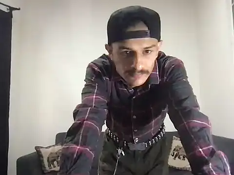 HorrorotikA online show from 03-31-26, 07:36