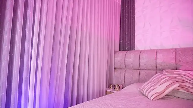 Godess Scarlett77 online show from 04-23-26, 03:08