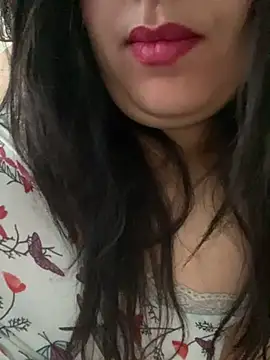 Snapshot of yassminsexy22 chatting on 12-14-24, 03:25 yassminsexy22 online show from 12-14-24, 03:25