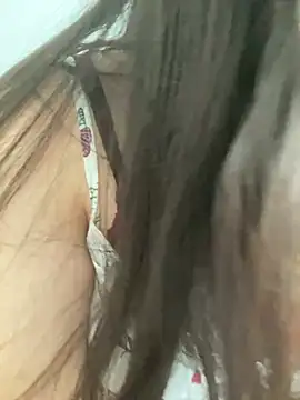 Snapshot of yassminsexy22 chatting on 02-25-25, 02:00 yassminsexy22 online show from 02-25-25, 02:00