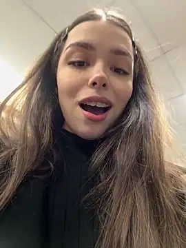 pantyless online show from 04-28-26, 12:09