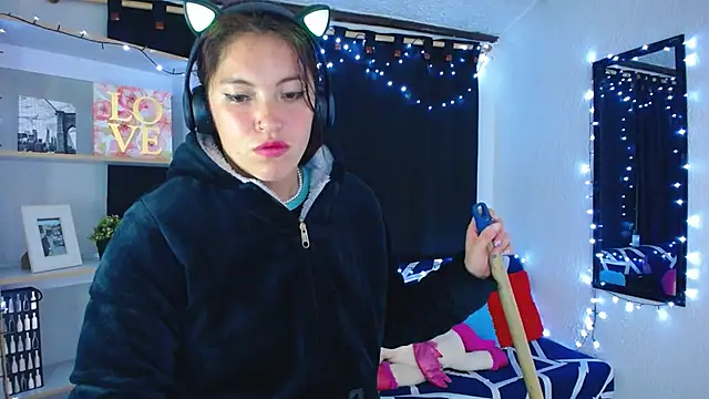 Sian  1 online show from 02-20-25, 07:41