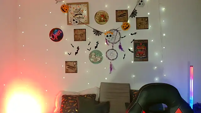 catalinamommyx online show from 10-30-25, 12:01