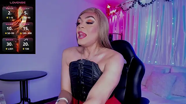 karol elegance  online show from 07-25-26, 01:19