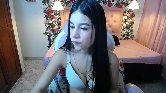 LucyCute 1 online show from 01-05-26, 05:27