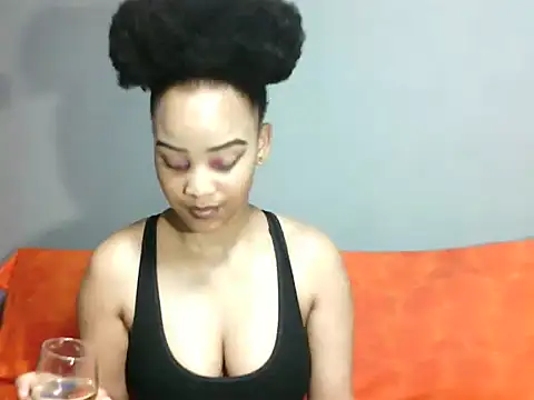 SmallSlut5 online show from 11-25-25, 01:27