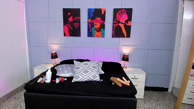 Snapshot of Elizabeth_Santos chatting on 02-09-25, 12:06 Elizabeth Santos online show from 02-09-25, 12:06