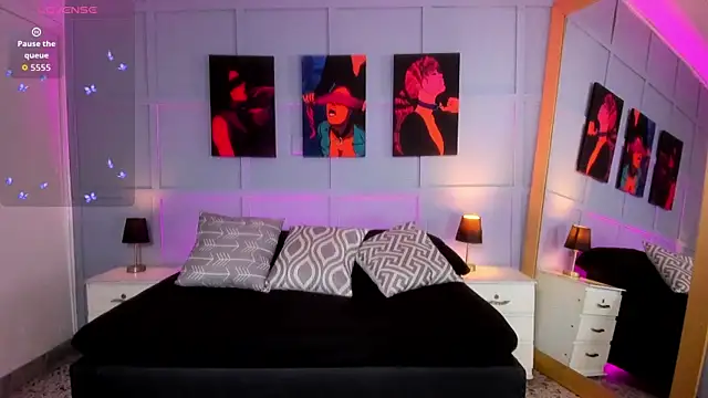 Snapshot of Elizabeth_Santos chatting on 11-22-25, 04:11 Elizabeth Santos online show from 11-22-25, 04:11