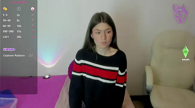 Snapshot of Tesa_cute chatting on 03-09-25, 02:07 Tesa cute online show from 03-09-25, 02:07