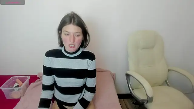 Snapshot of Tesa_cute chatting on 09-11-25, 12:55 Tesa cute online show from 09-11-25, 12:55