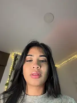 lina pink online show from 04-24-26, 02:47