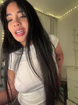 lina pink online show from 05-24-26, 05:23