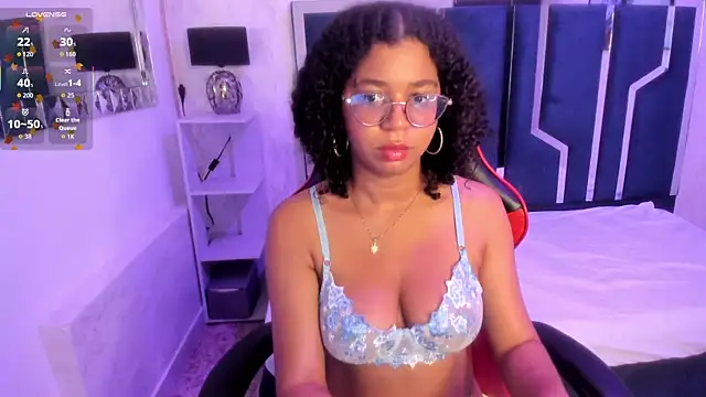 MilaHall  online show from 10-05-25, 04:00