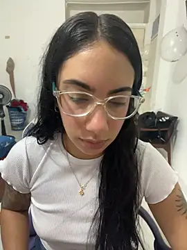 Heratemporal online show from 04-15-26, 01:07