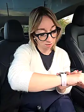 Giuliana baby online show from 10-23-25, 04:06