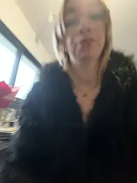 Giuliana baby online show from 01-12-26, 09:14