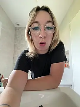 Giuliana baby online show from 04-26-26, 07:17