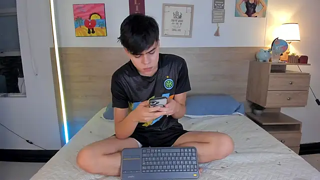 justinbiler online show from 10-17-25, 12:41