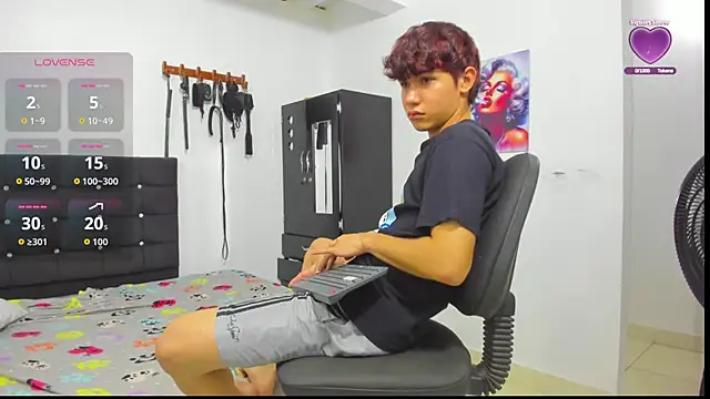 Alexander and Xiao online show from 02-04-26, 12:49